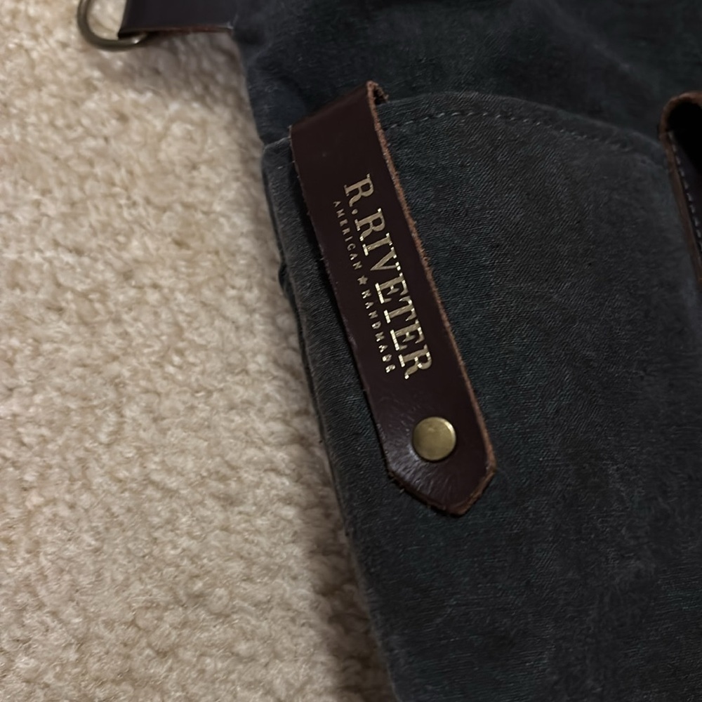 R.Riveter bag - Picture 2 of 9